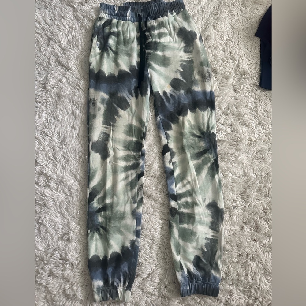 No Boundaries tie dye sweatpants size XS